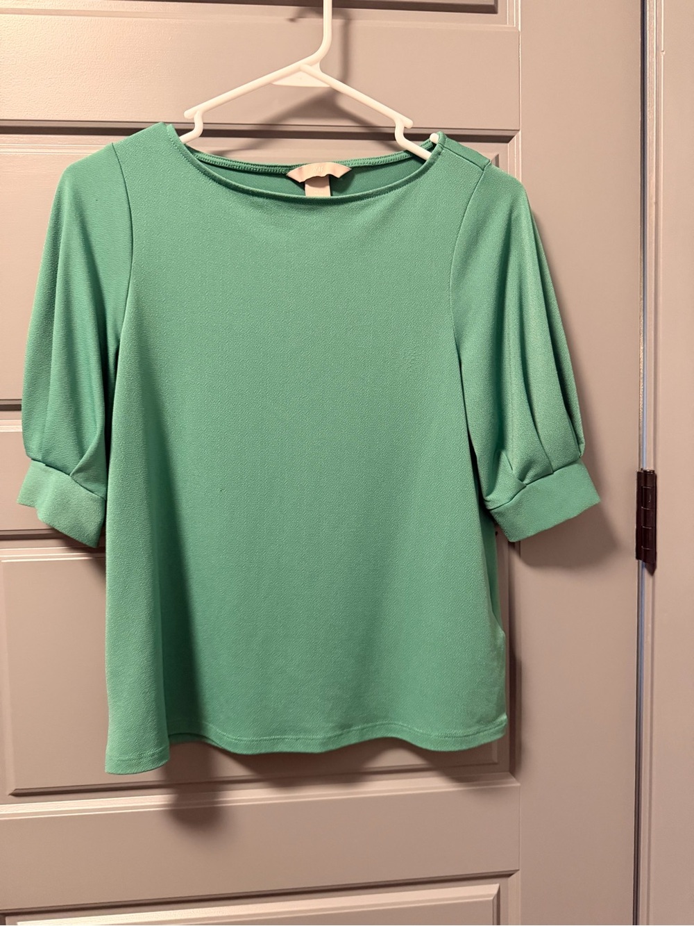 H&M Mint Green Puff-Sleeve Blouse